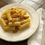 Rigatoni al ragù di coniglio