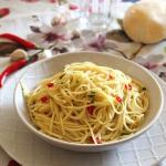 Spaghetti aglio, olio e peperoncino