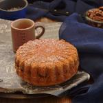 Torta con polvere al caffè e cioccolato