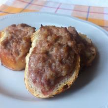 Crostini alla salsiccia e stracchino con la friggitrice ad aria