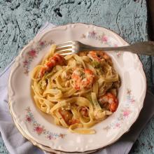 Tagliatelle con code di gambero e nocciolino