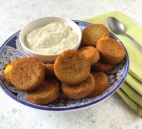 Falafel con salsa allo yogurt